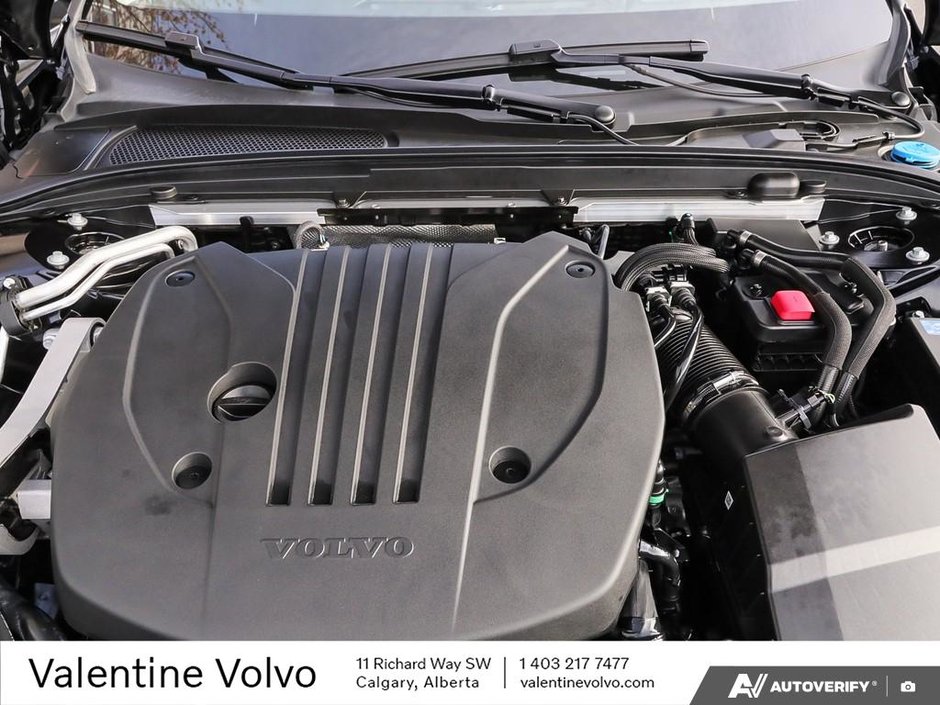 2025 Volvo V60 Cross Country Ultra-7