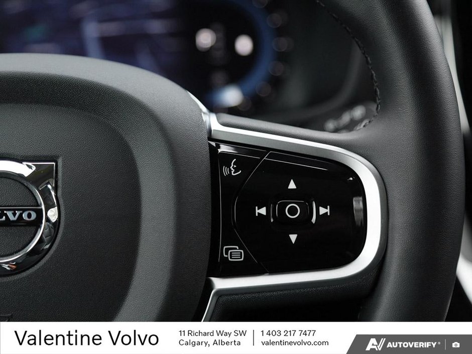 2025 Volvo V60 Cross Country Ultra-17