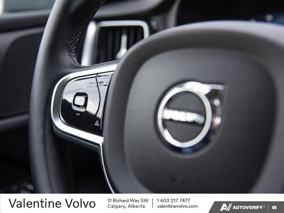 2025 Volvo V60 Cross Country Core-17