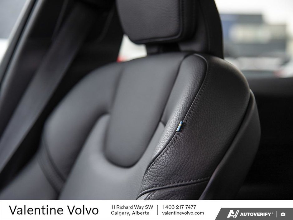 2025 Volvo V60 Cross Country Core-22