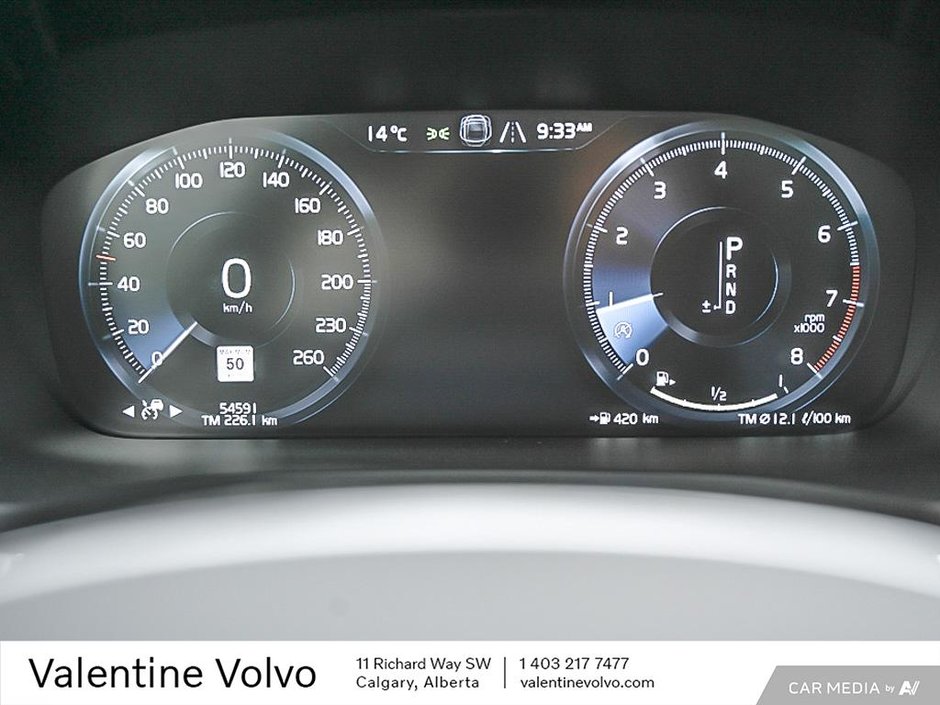 2021 Volvo V60 R-Design-14