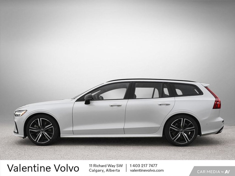 2021 Volvo V60 R-Design-2