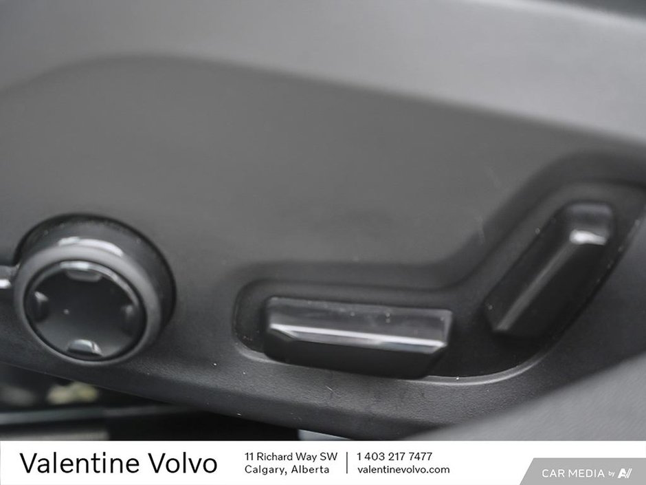 2021 Volvo V60 R-Design-25