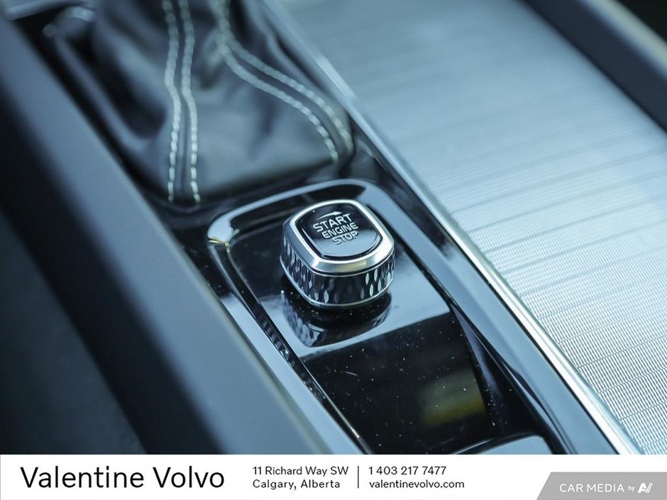 2022 Volvo V60 R-Design-27