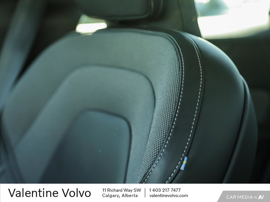2022 Volvo V60 R-Design-22