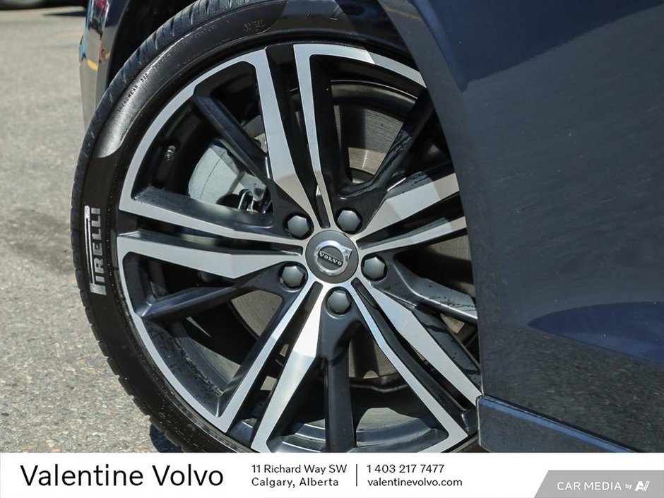 2022 Volvo V60 R-Design-5