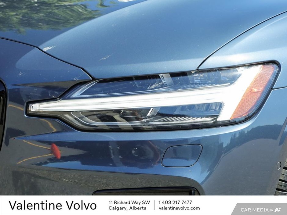 2022 Volvo V60 R-Design-9