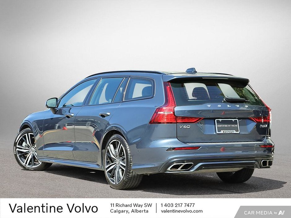 2022 Volvo V60 R-Design-3