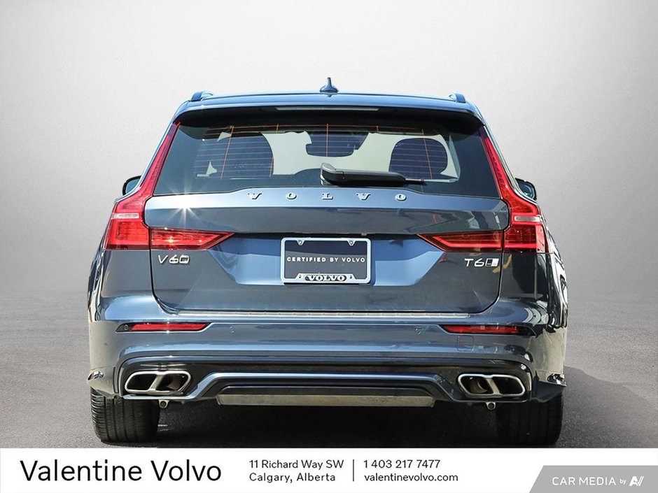 2022 Volvo V60 R-Design-4