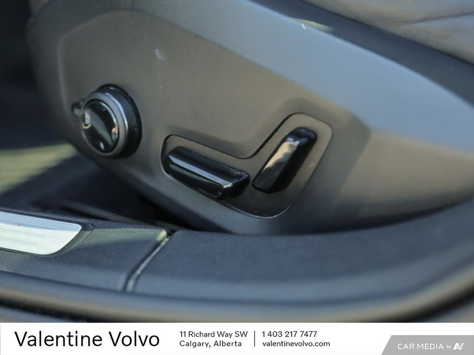 2022 Volvo V60 R-Design-28