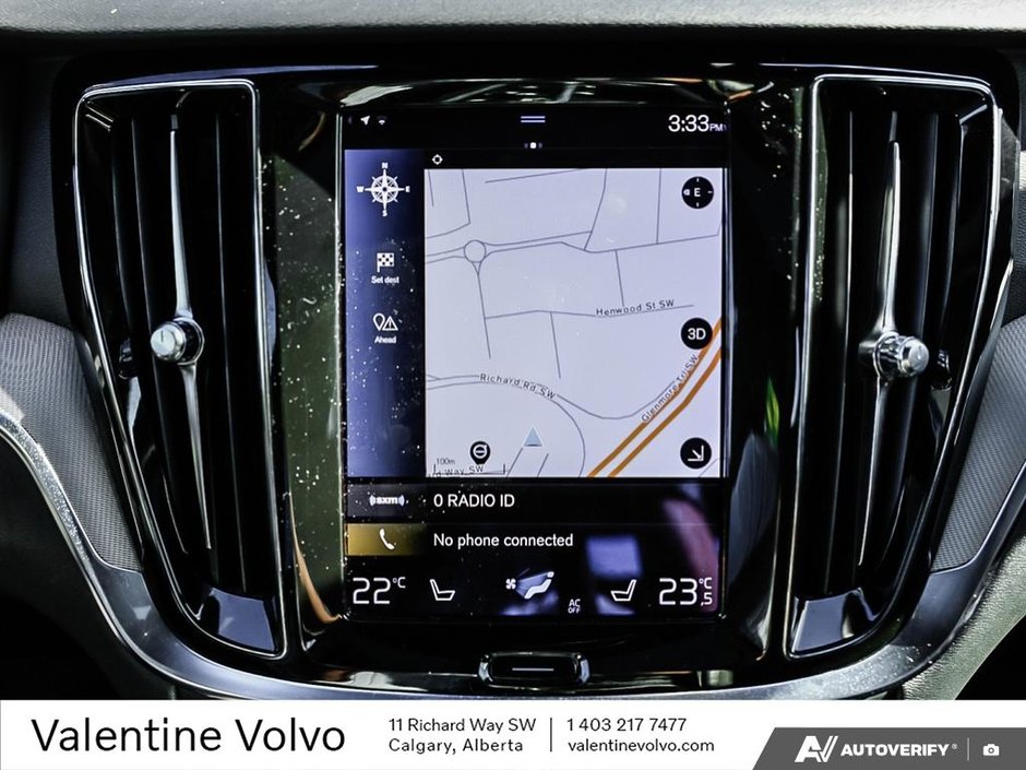 2022 Volvo V60 R-Design-19