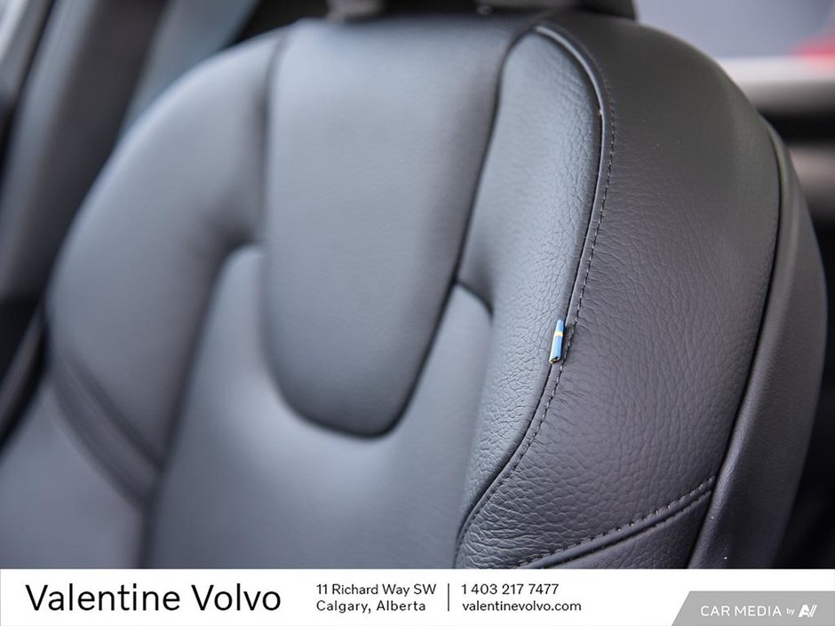 2022 Volvo V90 Cross Country B6 AWD-22