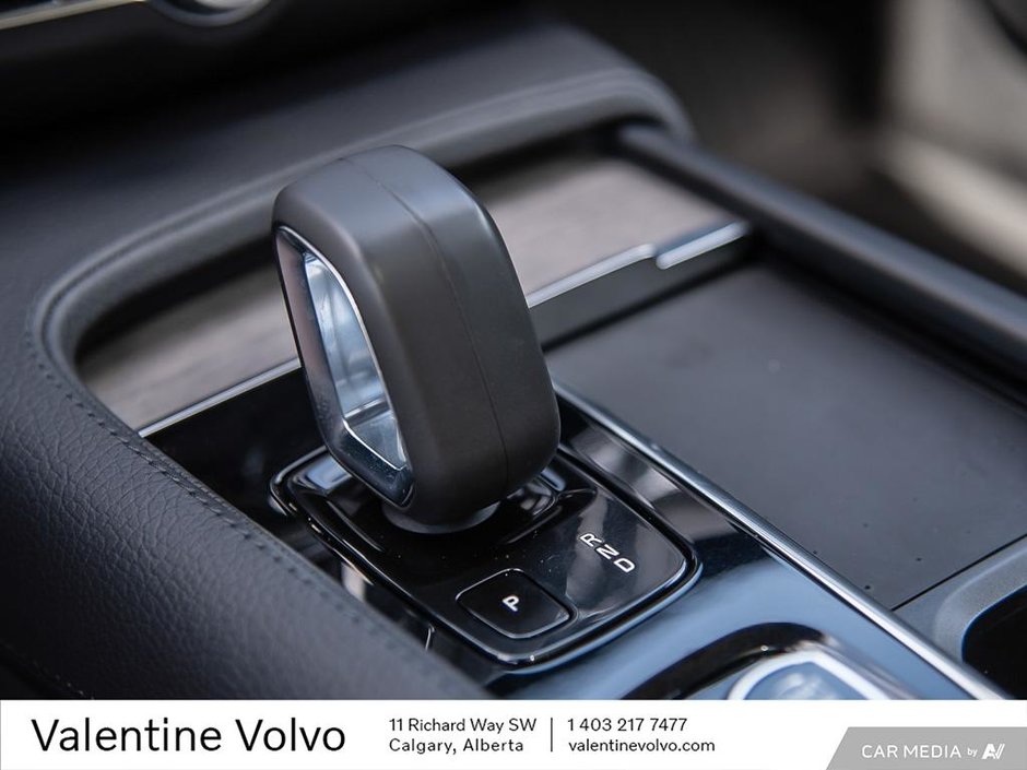 2022 Volvo V90 Cross Country B6 AWD-18