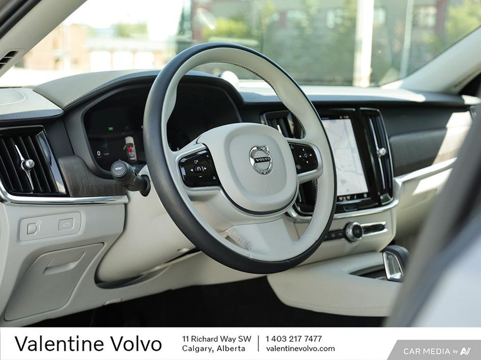 2022 Volvo V90 Cross Country B6 AWD-12