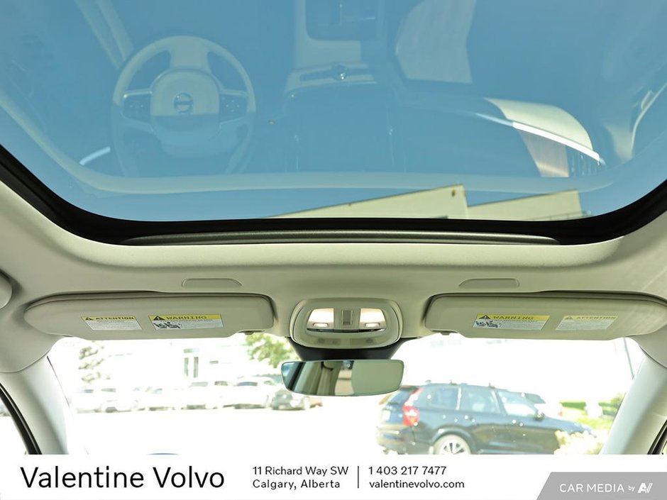 2022 Volvo V90 Cross Country B6 AWD-25