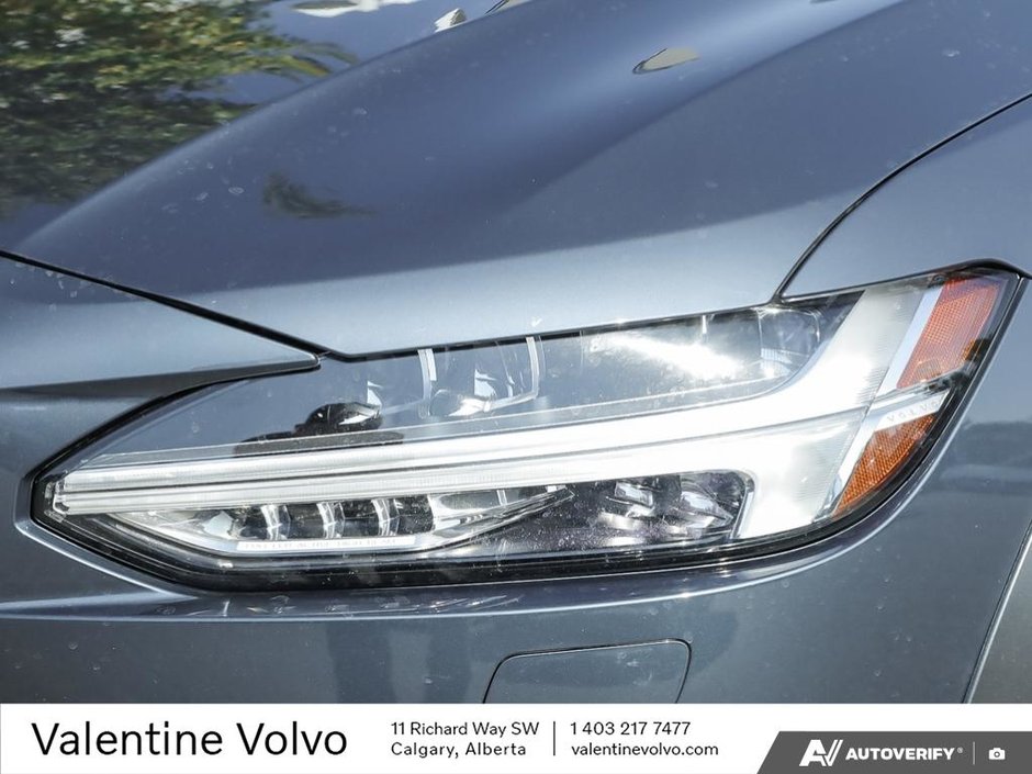2025 Volvo V90 Cross Country Plus-9