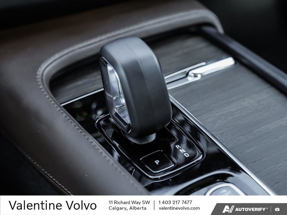 2025 Volvo V90 Cross Country Plus-18