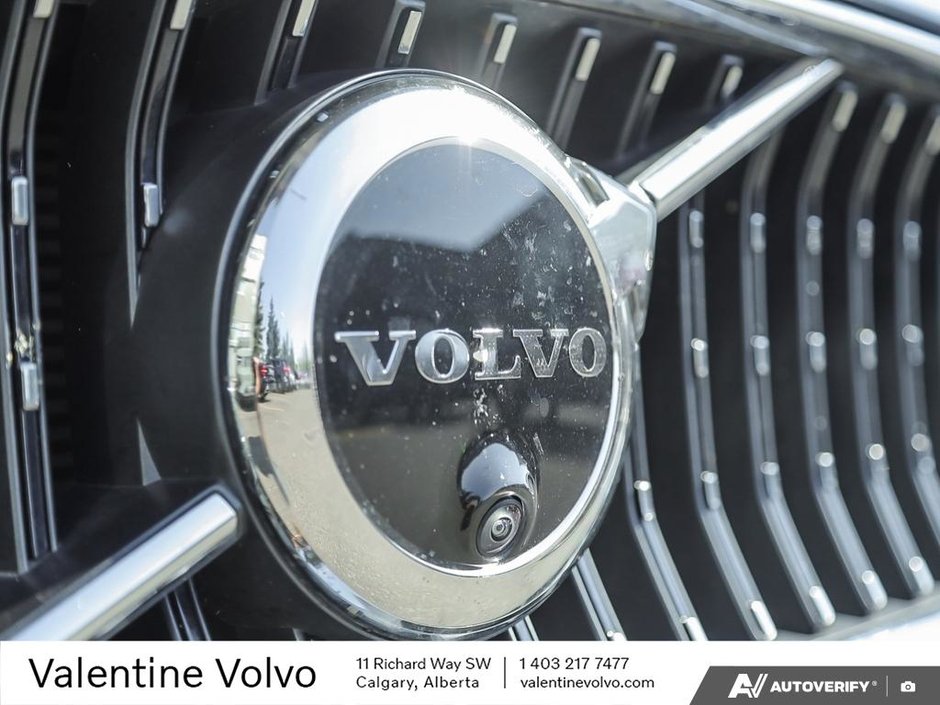 2025 Volvo V90 Cross Country Plus-8