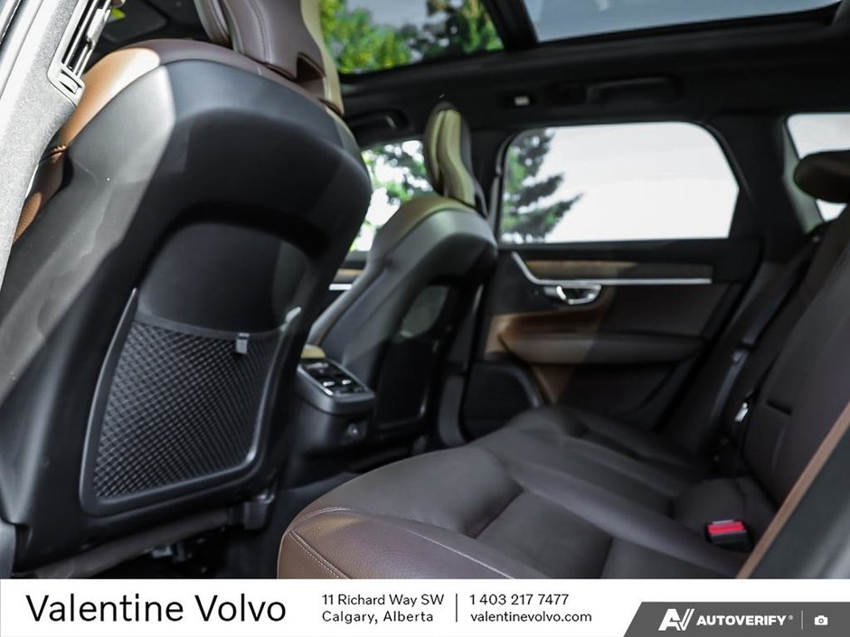 2025 Volvo V90 Cross Country Plus-23