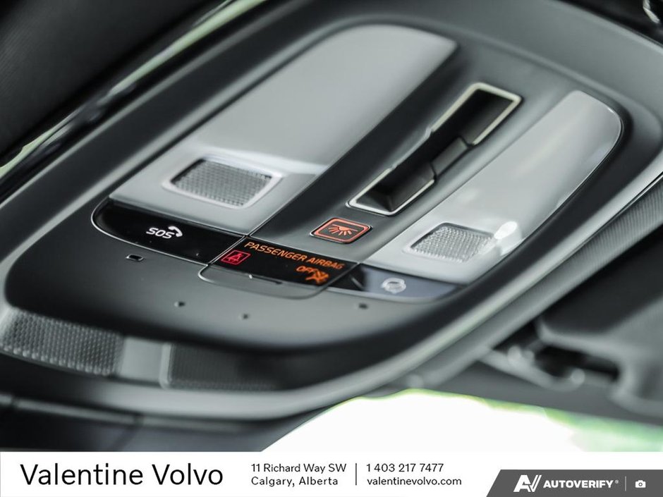 2025 Volvo V90 Cross Country Plus-21