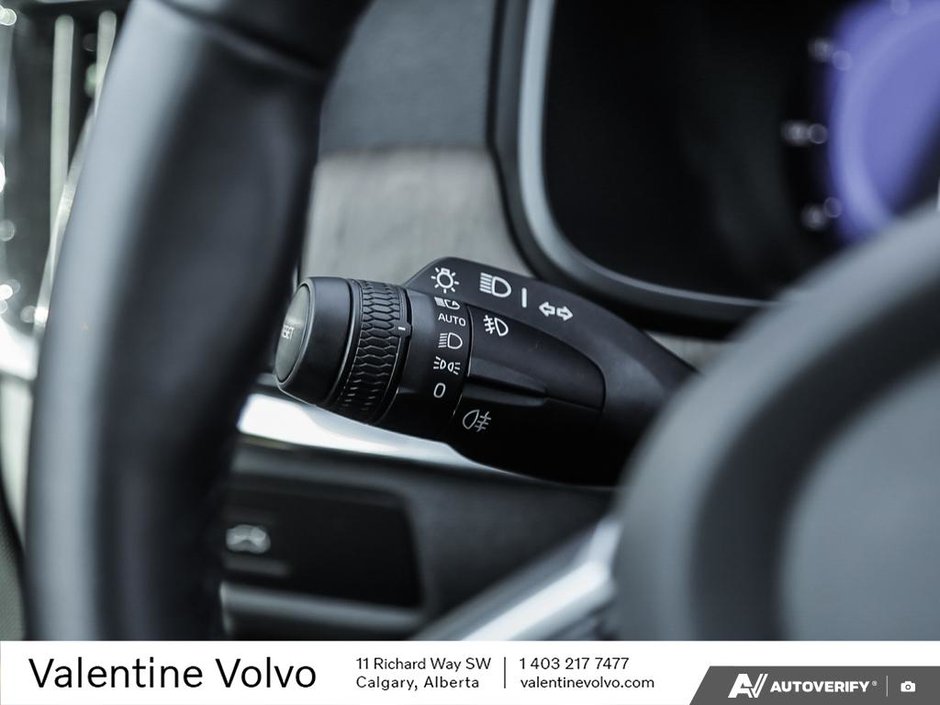 2025 Volvo V90 Cross Country Plus-15