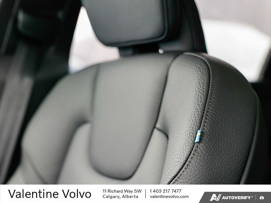 2025 Volvo V90 Cross Country Plus-22
