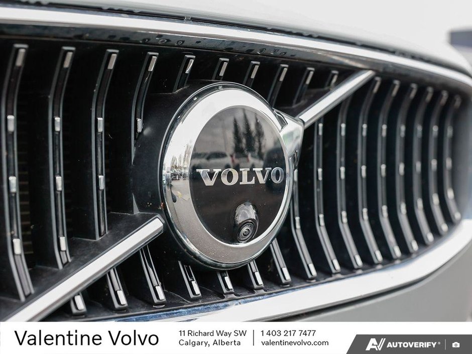 2025 Volvo V90 Cross Country Plus-9