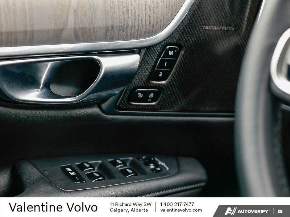 2025 Volvo V90 Cross Country Plus-17