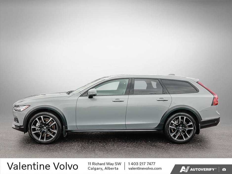 2025 Volvo V90 Cross Country Plus-2