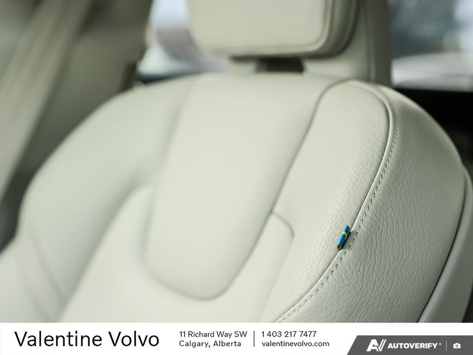 2025 Volvo V90 Cross Country Plus-22