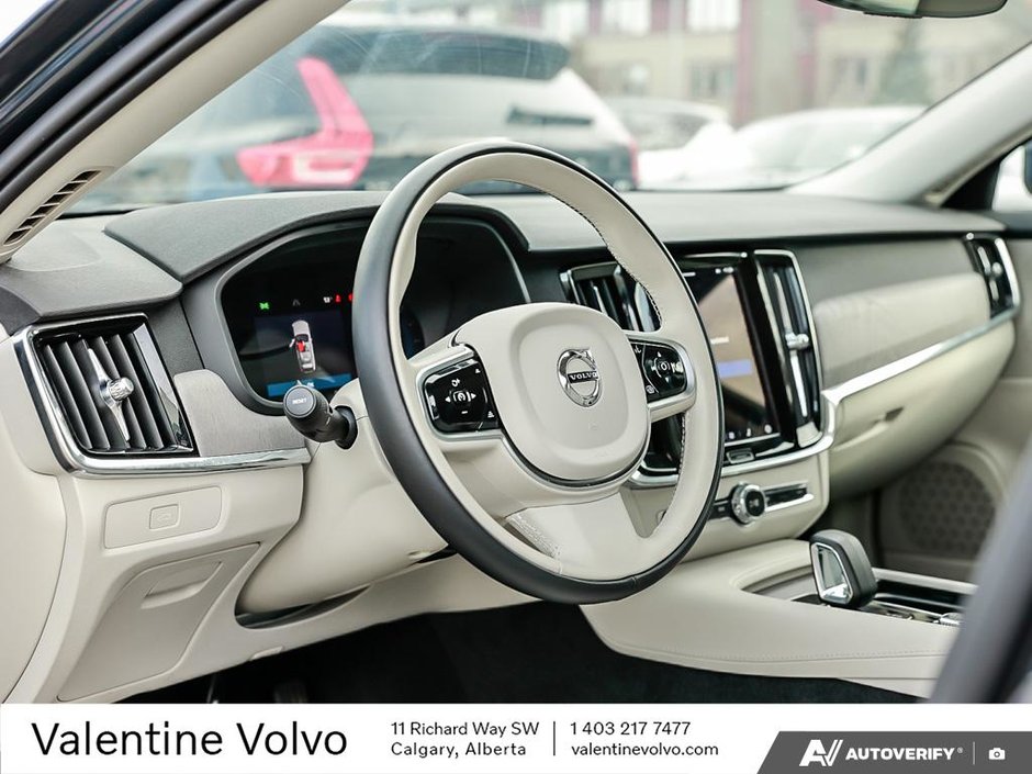 2025 Volvo V90 Cross Country Plus-12