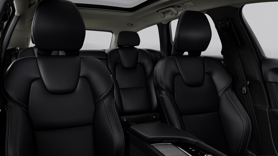 2026 Volvo V90 Cross Country Ultra-9