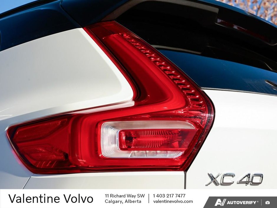 2024 Volvo XC40 Recharge Pure Electric Core-10