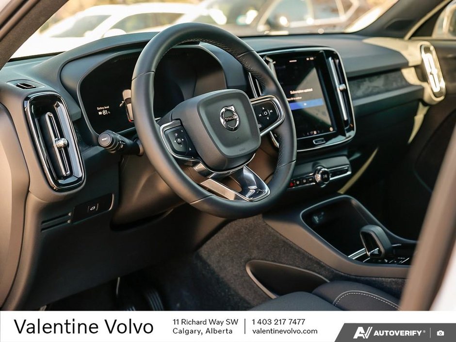 2024 Volvo XC40 Recharge Pure Electric Core-11