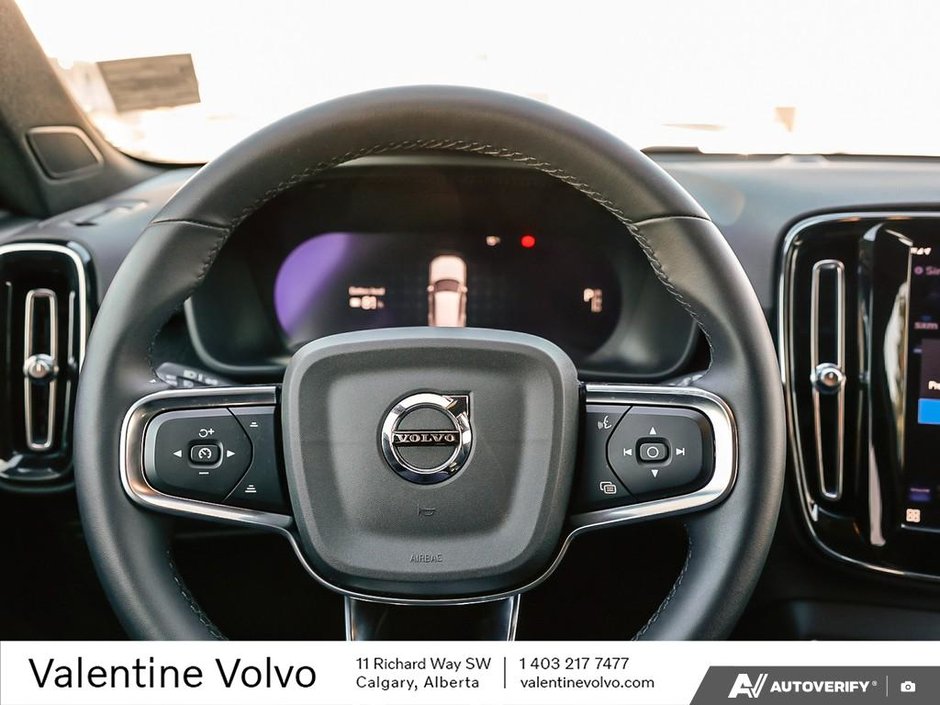 2024 Volvo XC40 Recharge Pure Electric Core-12