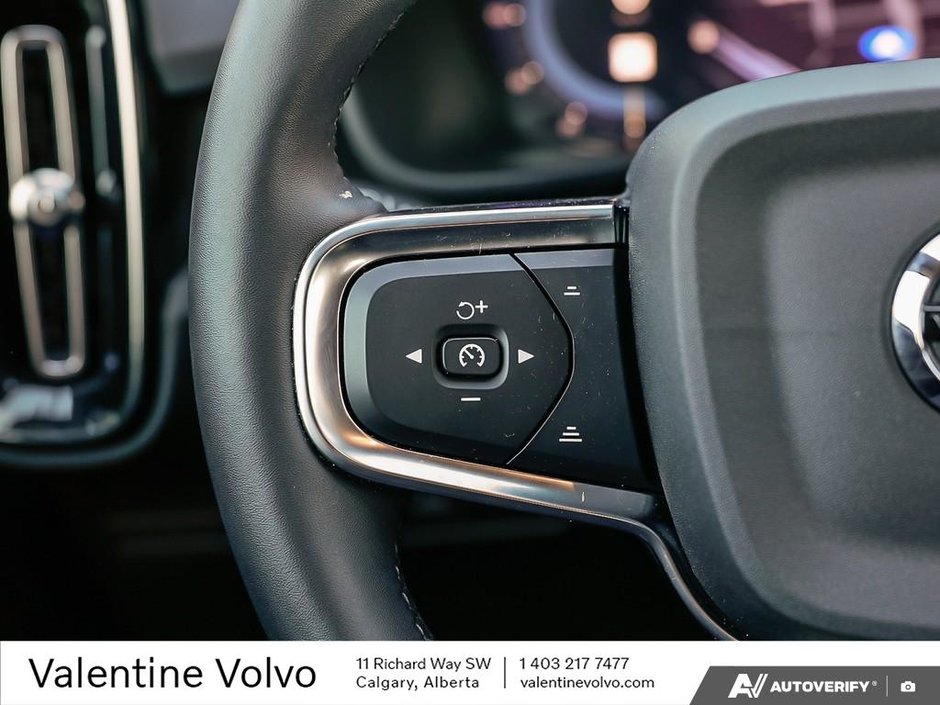 2024 Volvo XC40 Recharge Pure Electric Core-15
