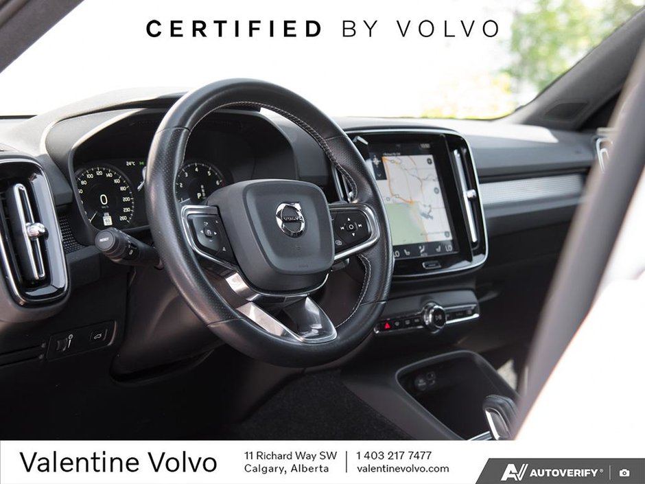 2020 Volvo XC40 R-Design-11