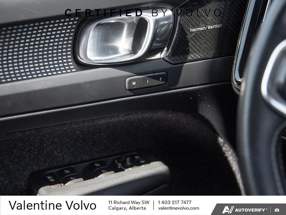 2020 Volvo XC40 R-Design-15
