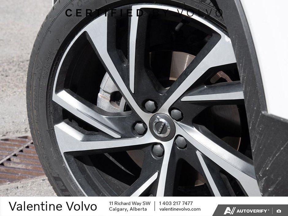 2020 Volvo XC40 R-Design-5