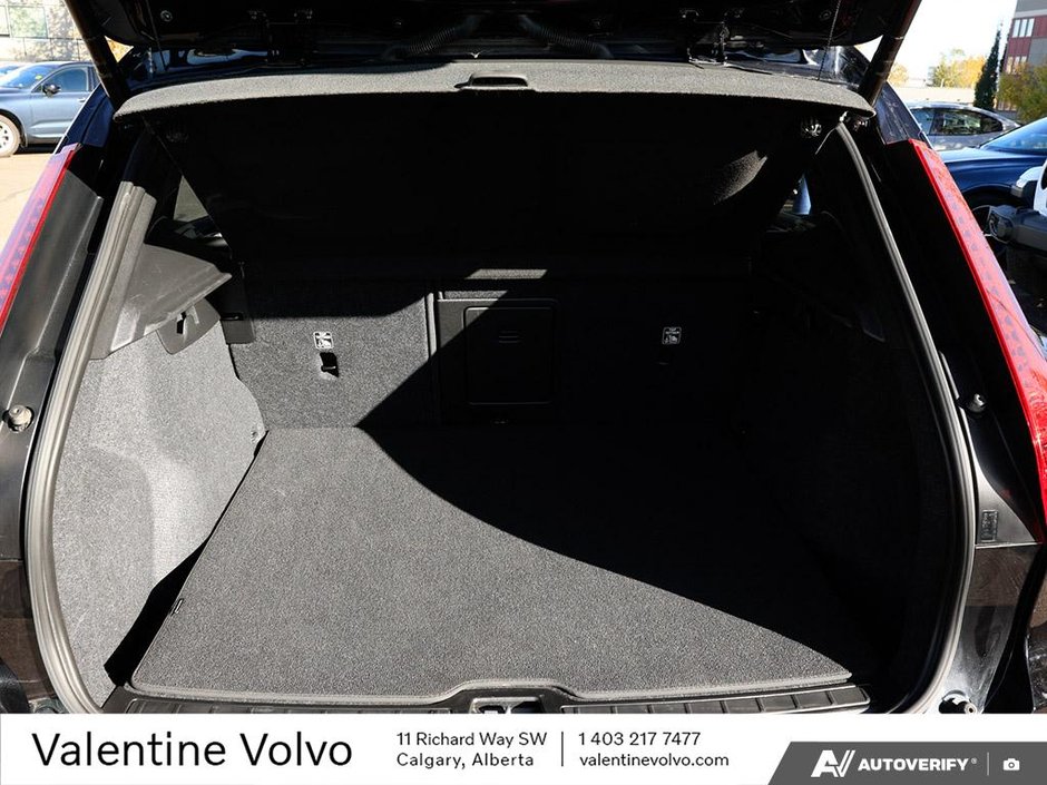2021 Volvo XC40 Momentum-10