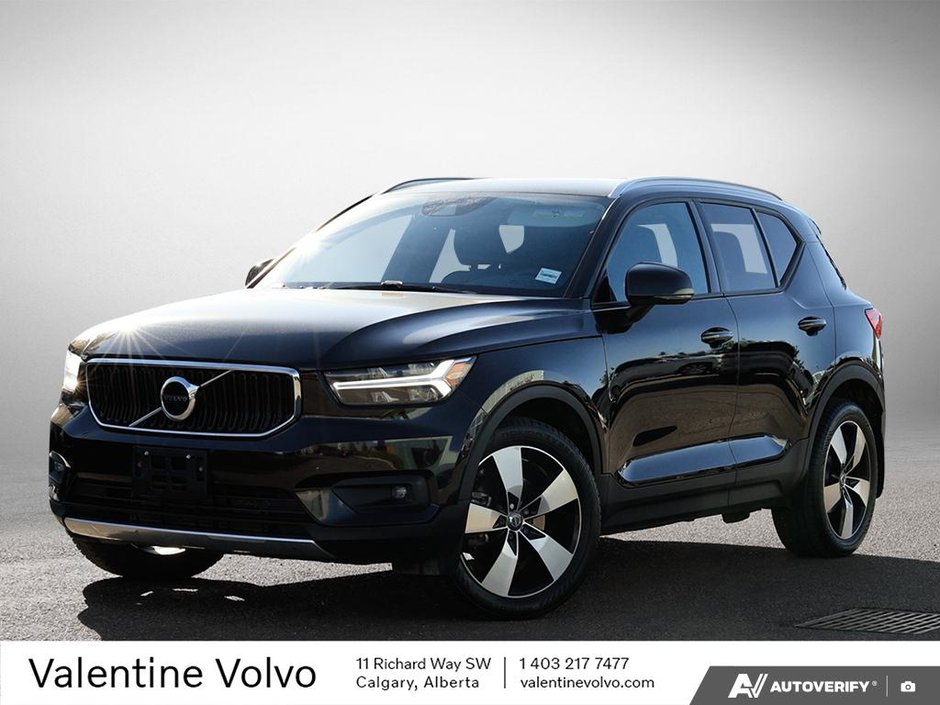2021 Volvo XC40 Momentum-0