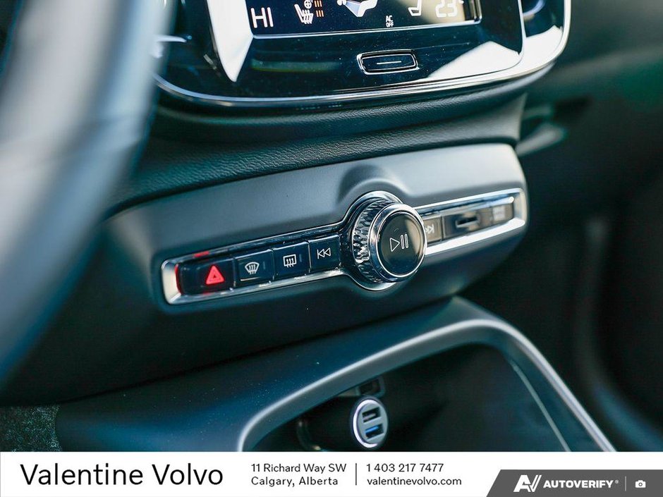 2022 Volvo XC40 R-Design-19