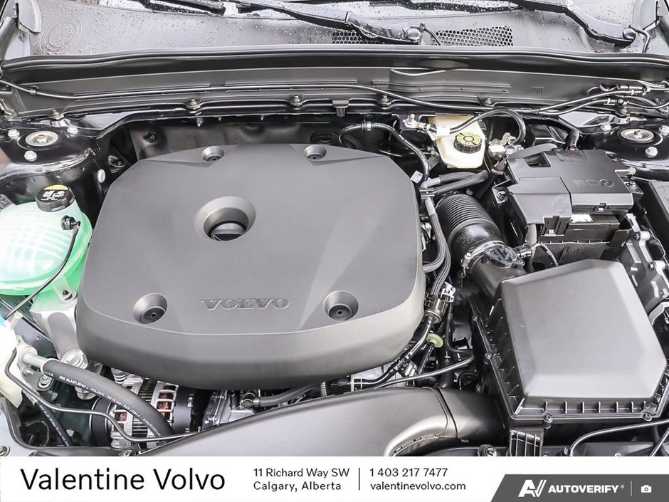 2022 Volvo XC40 Momentum-6