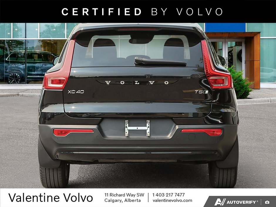2022 Volvo XC40 R-Design-4