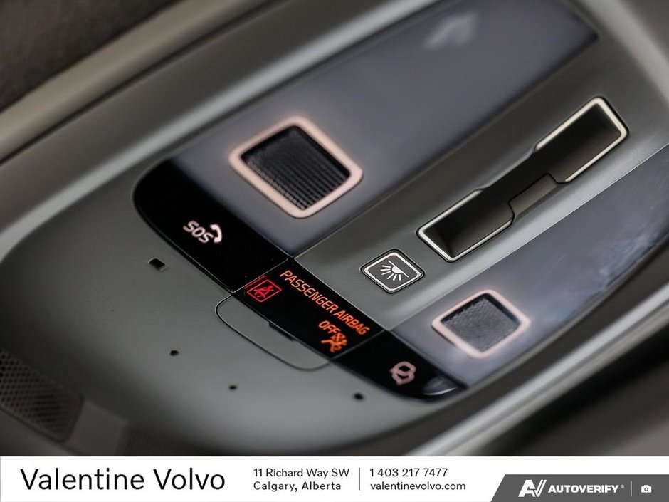 2023 Volvo XC40 Plus Bright Theme-21