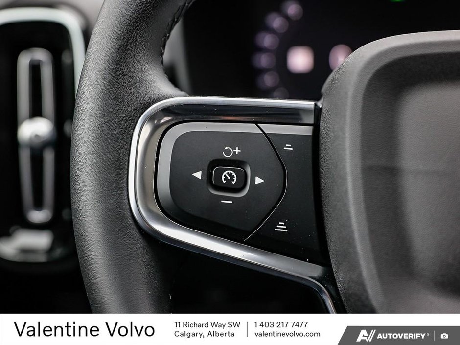 2023 Volvo XC40 Plus Bright Theme-16