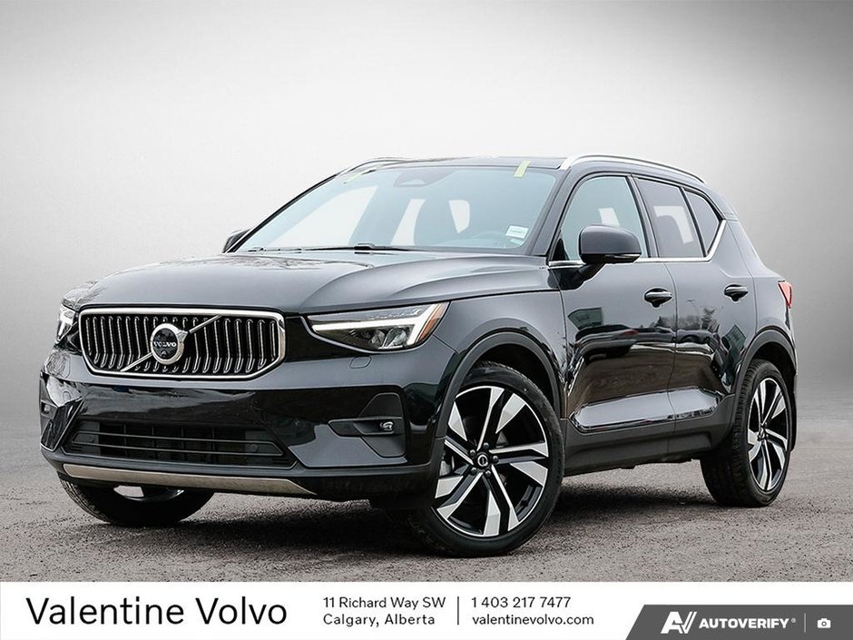 2023 Volvo XC40 Plus Bright Theme-0