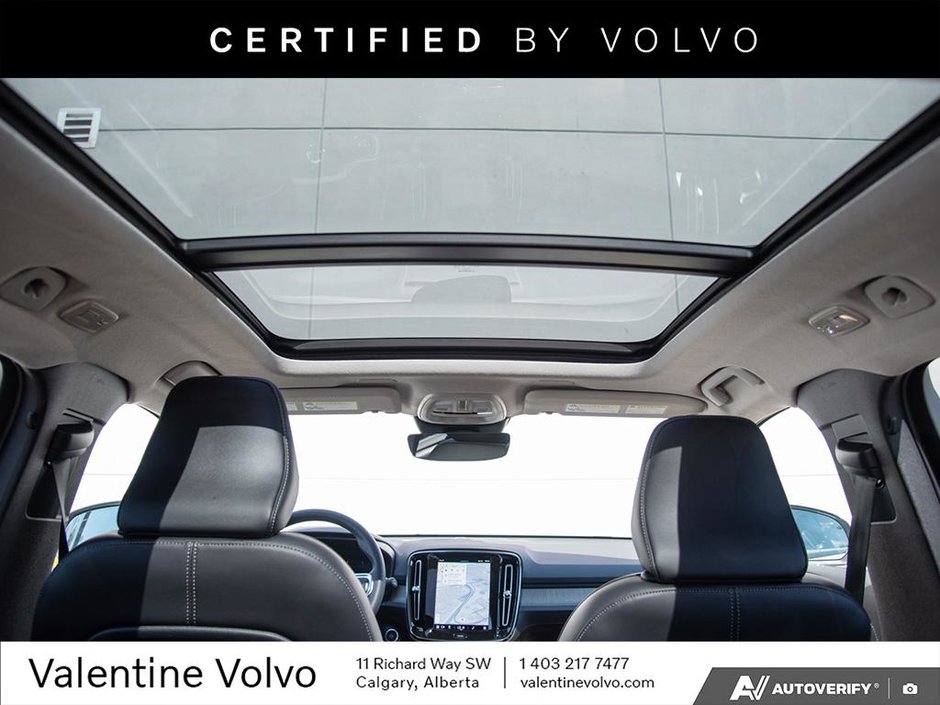2023 Volvo XC40 Ultimate Dark Theme-19