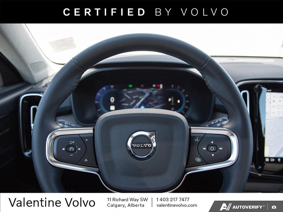 2023 Volvo XC40 Ultimate Dark Theme-13