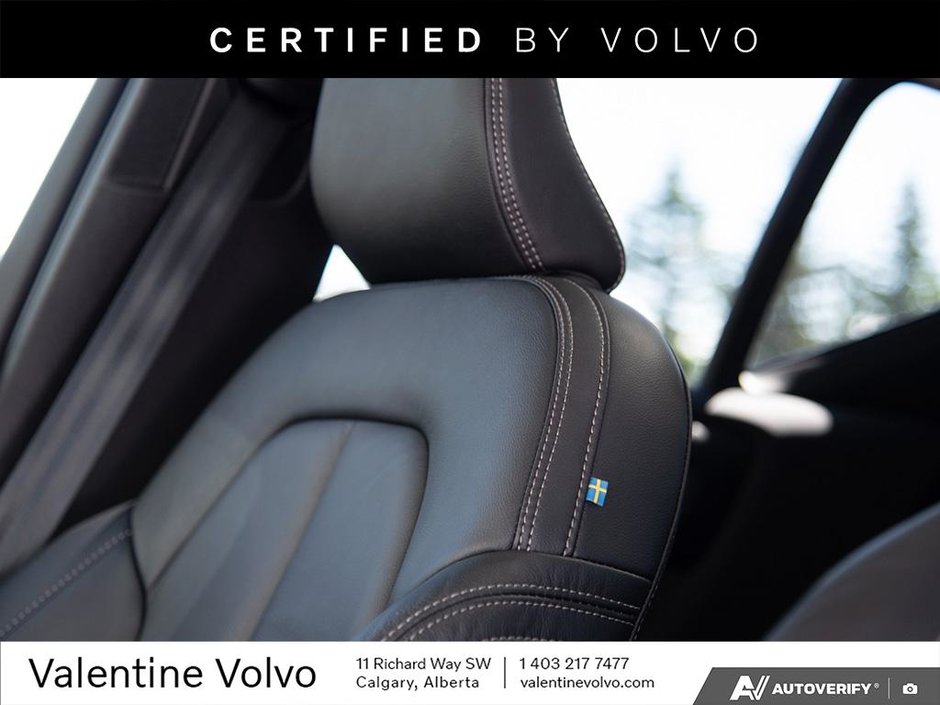 2023 Volvo XC40 Ultimate Dark Theme-24